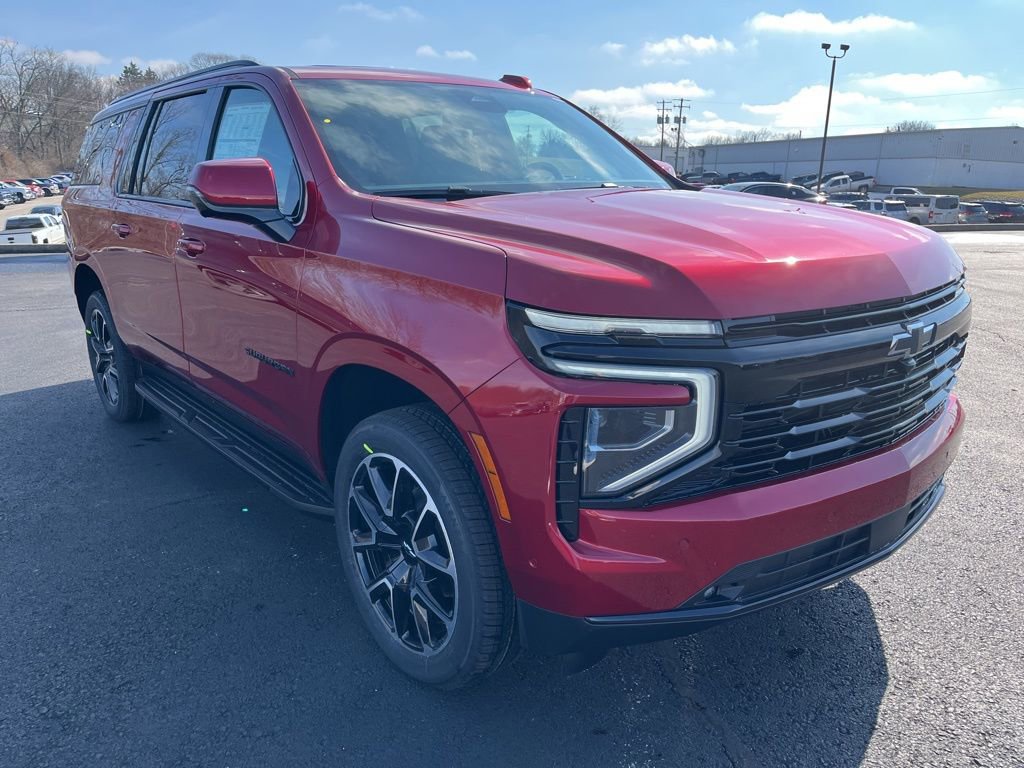 New 2026 Chevrolet Suburban RST w/ Comfort Package image 2
