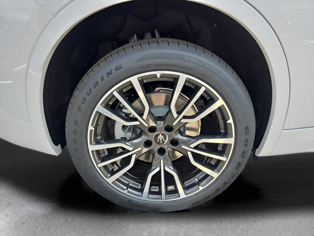 New 2025 Maserati Grecale Modena AWD/4WD image 14