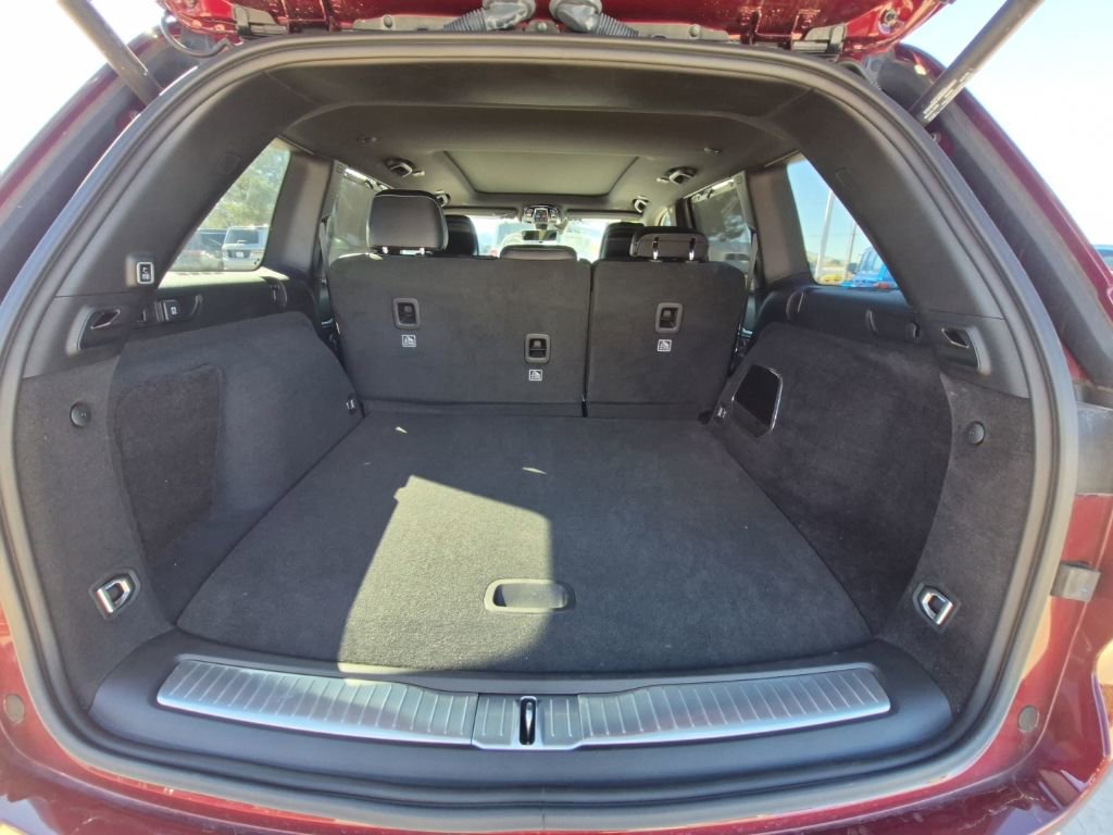 New 2024 Jeep Grand Cherokee Overland w/ Advanced Protech Group III image 45