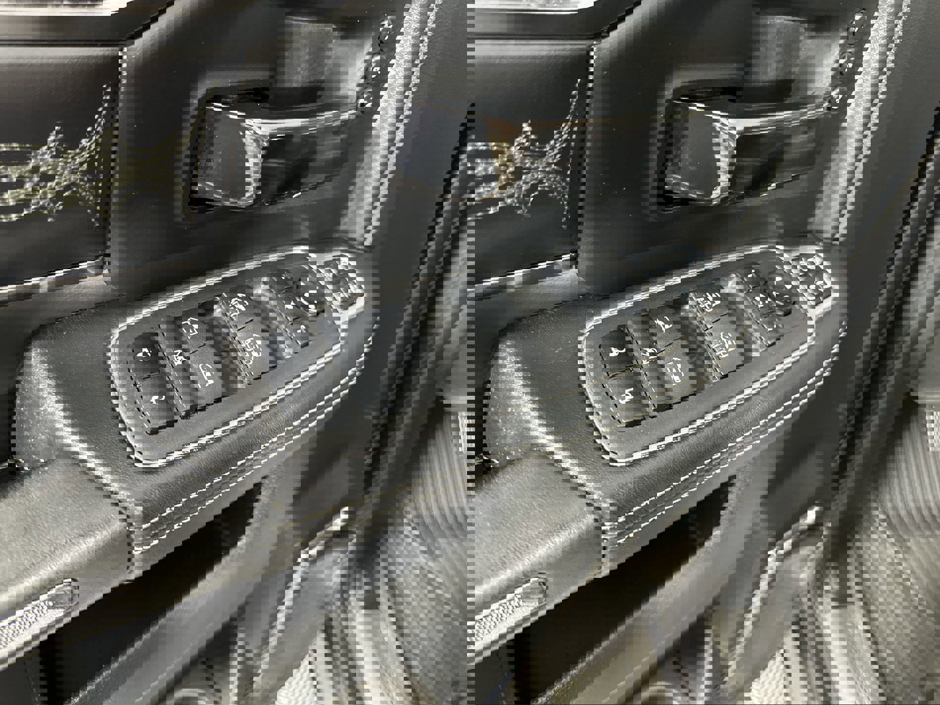 Used 2023 RAM 2500 Limited image 60