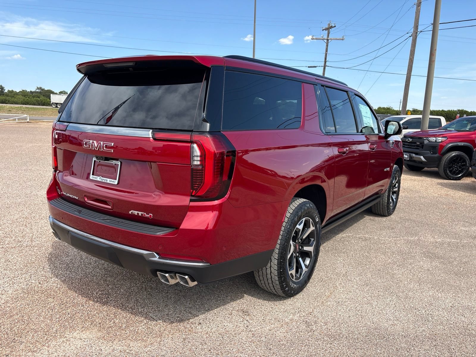 New 2026 GMC Yukon XL AT4 w/ AT4 Premium Plus Package AWD/4WD image 6