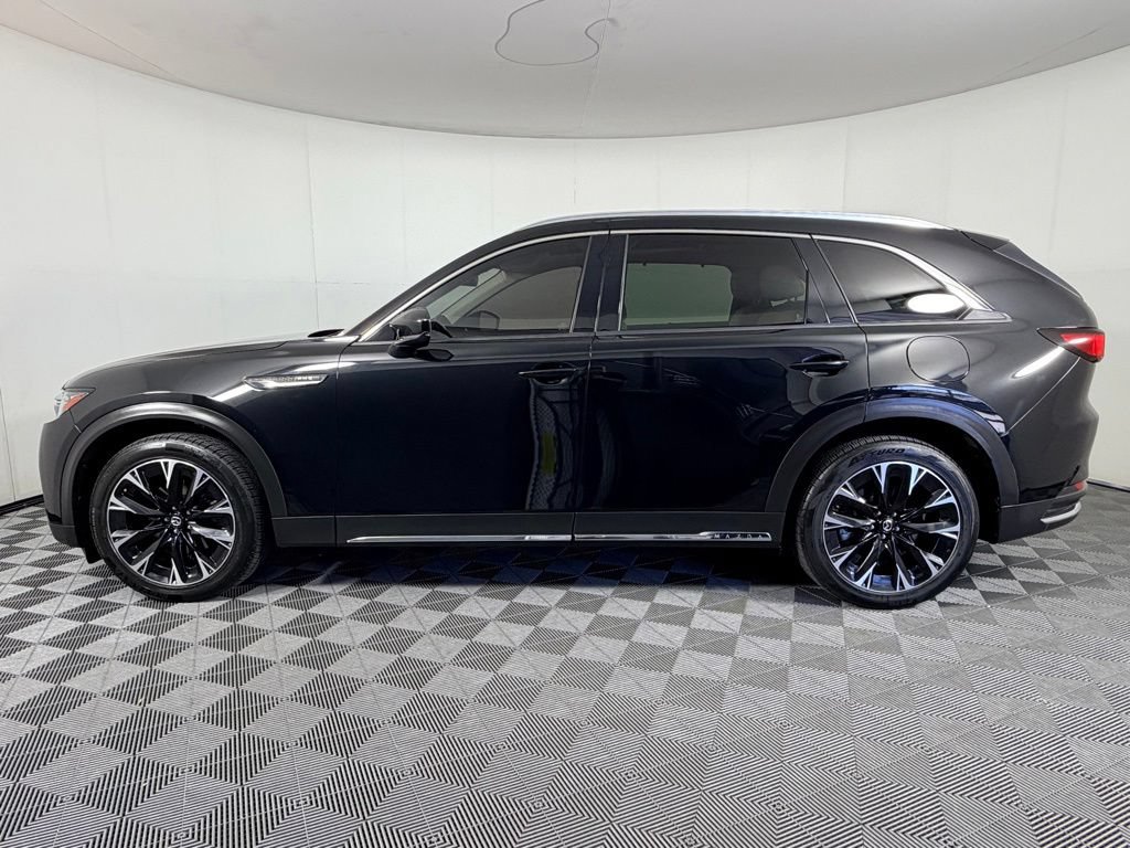 Used 2024 MAZDA CX-90 Plug-In Hybrid w/ Premium Pkg AWD/4WD image 9