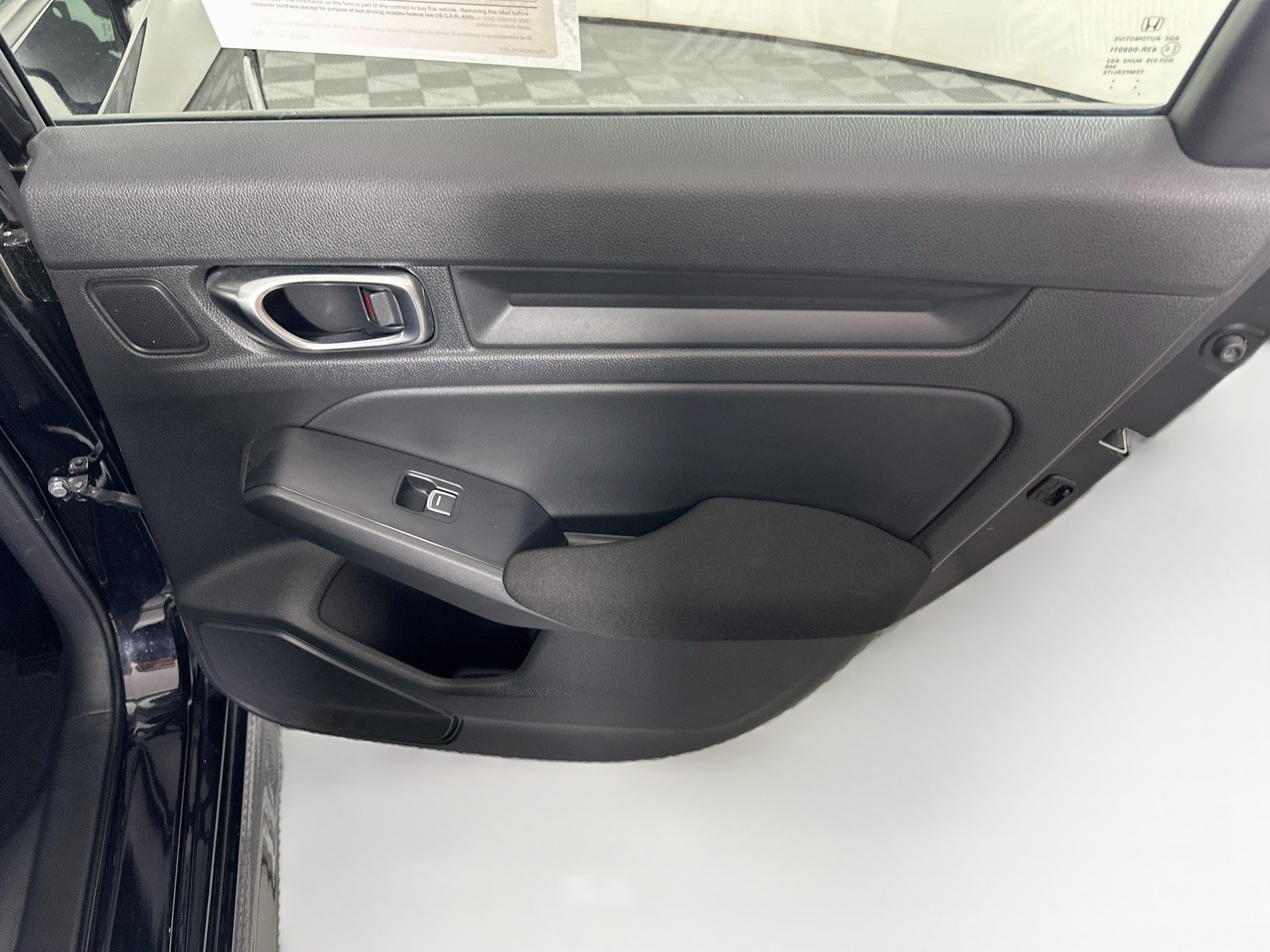 Used 2025 Honda Civic LX image 27