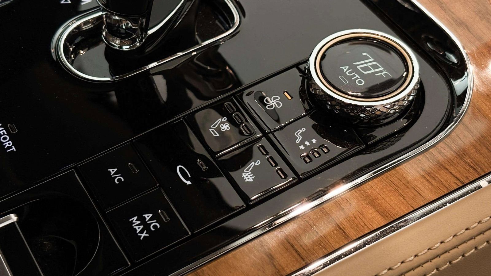 Used 2020 Bentley Continental GT V8 image 44