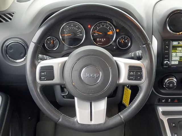 Used 2016 Jeep Compass High Altitude AWD/4WD image 31