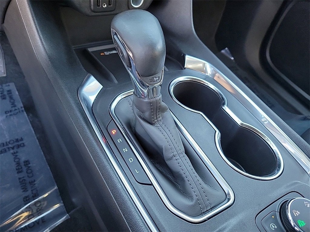 Used 2023 Chevrolet Traverse LT image 29