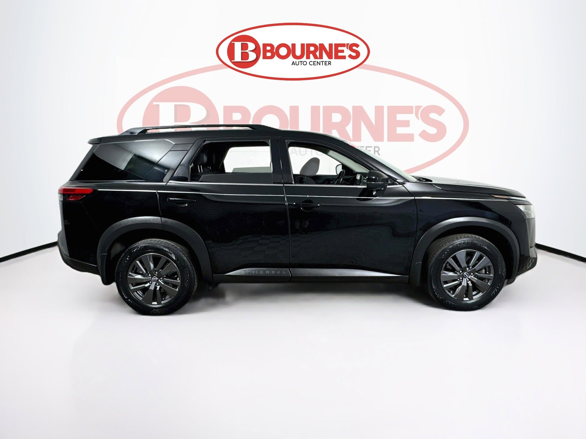Used 2024 Nissan Pathfinder SV AWD/4WD image 11