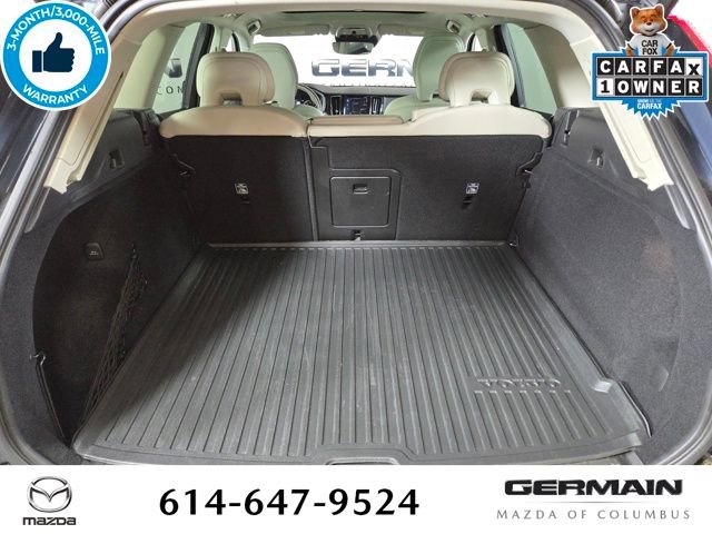 Used 2020 Volvo XC60 T5 Momentum w/ Protection Package Premier image 21