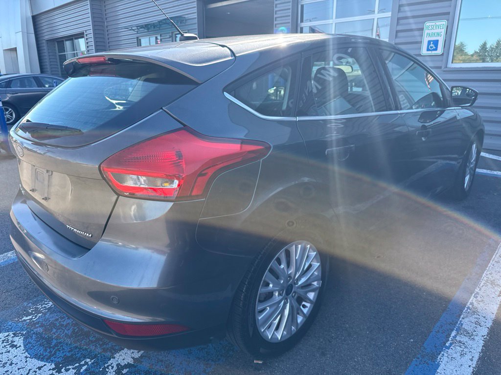 Used 2018 Ford Focus Titanium FWD image 5