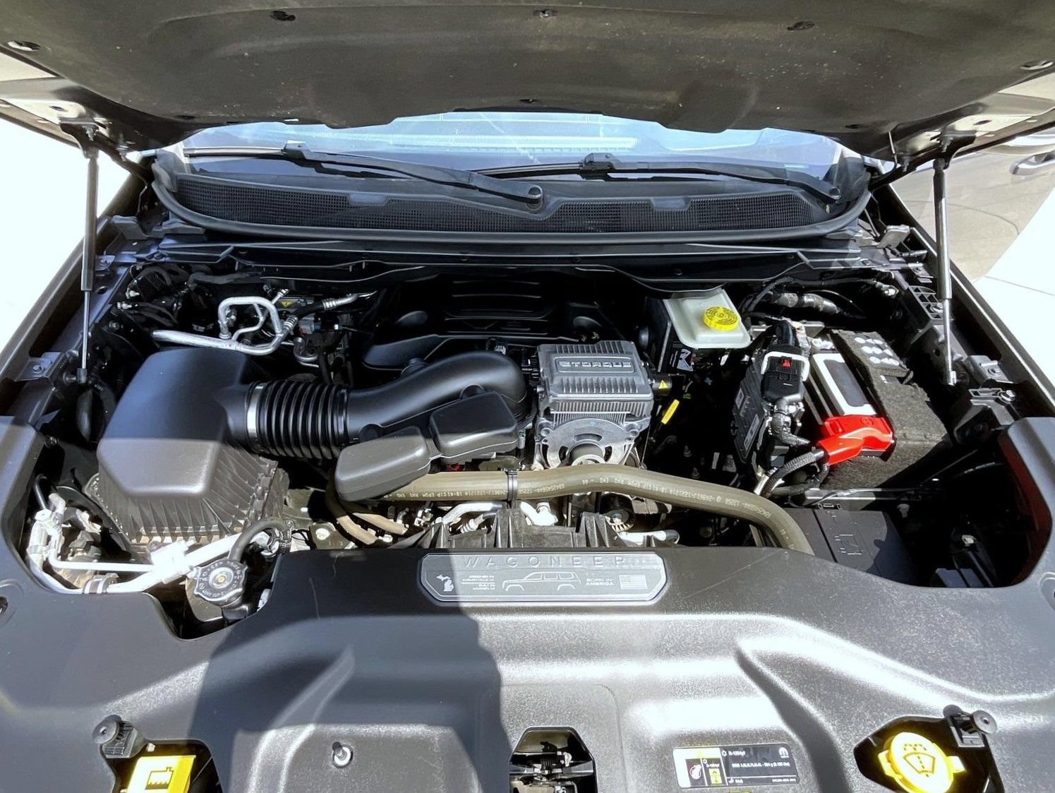 Used 2022 Jeep Wagoneer Series II AWD/4WD image 27