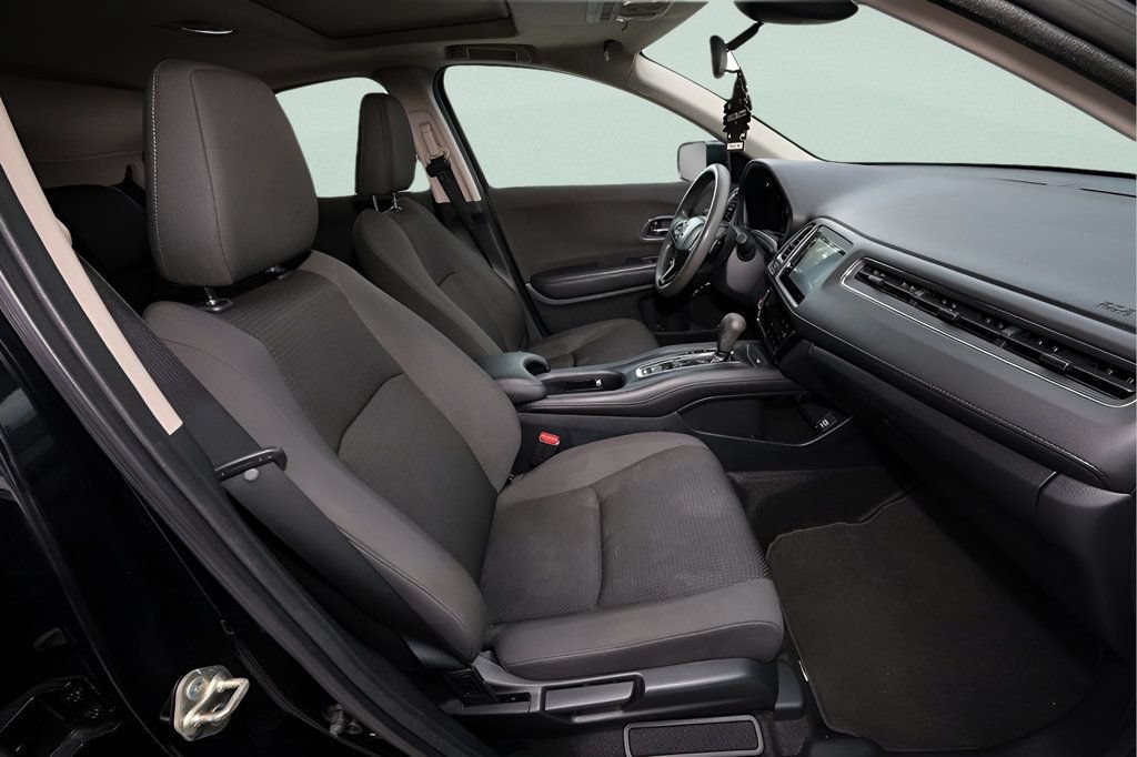 Used 2019 Honda HR-V EX image 12