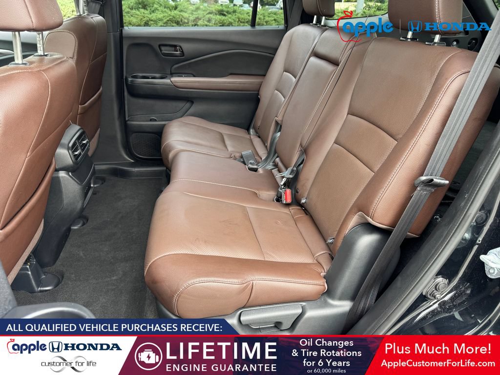 Used 2025 Honda Passport EX-L image 19
