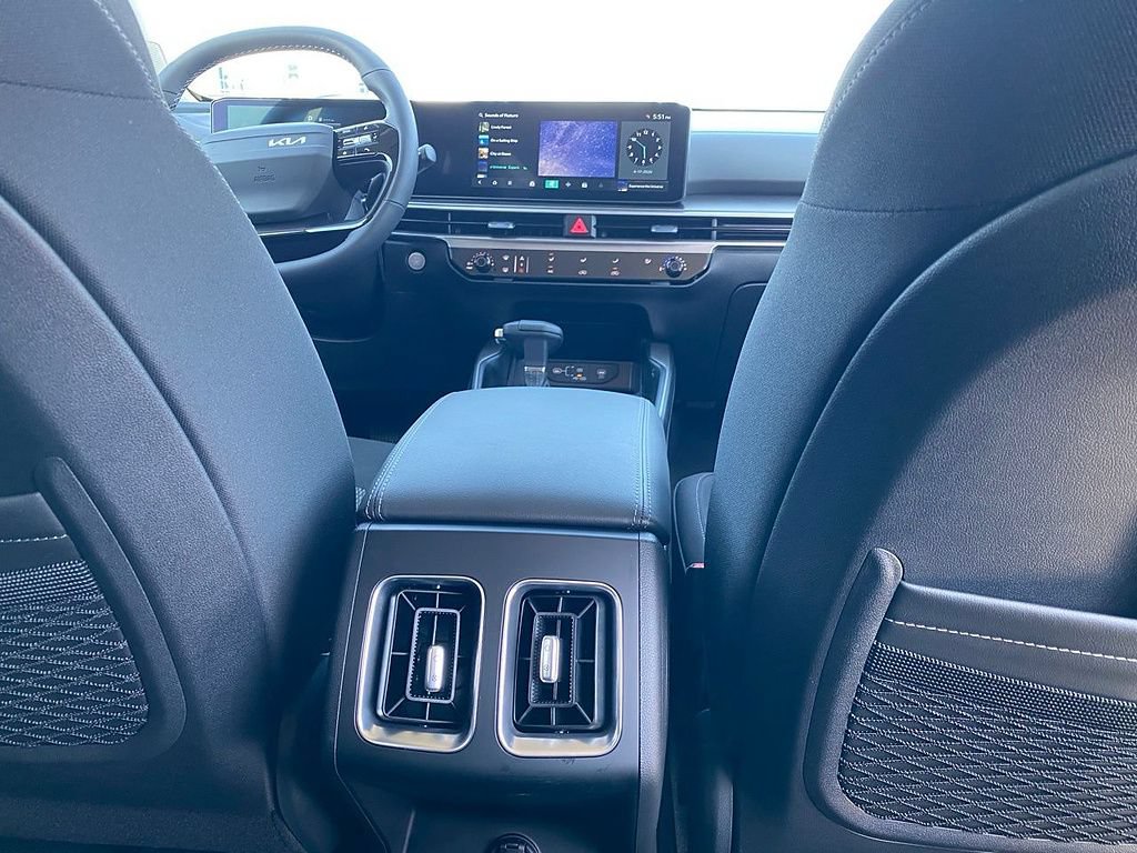 New 2026 Kia Sorento LX FWD image 25