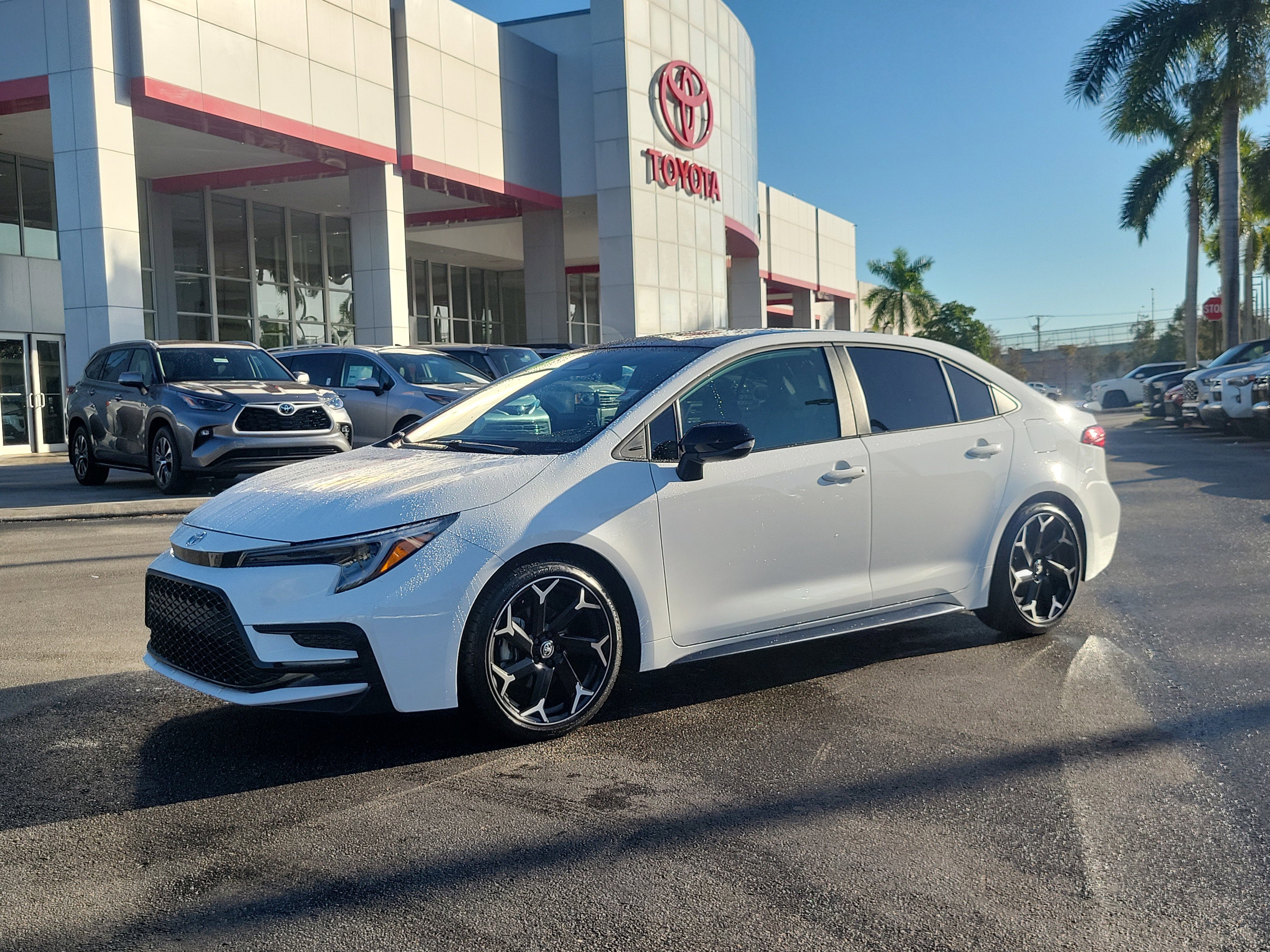 Used 2025 Toyota Corolla FX image 2