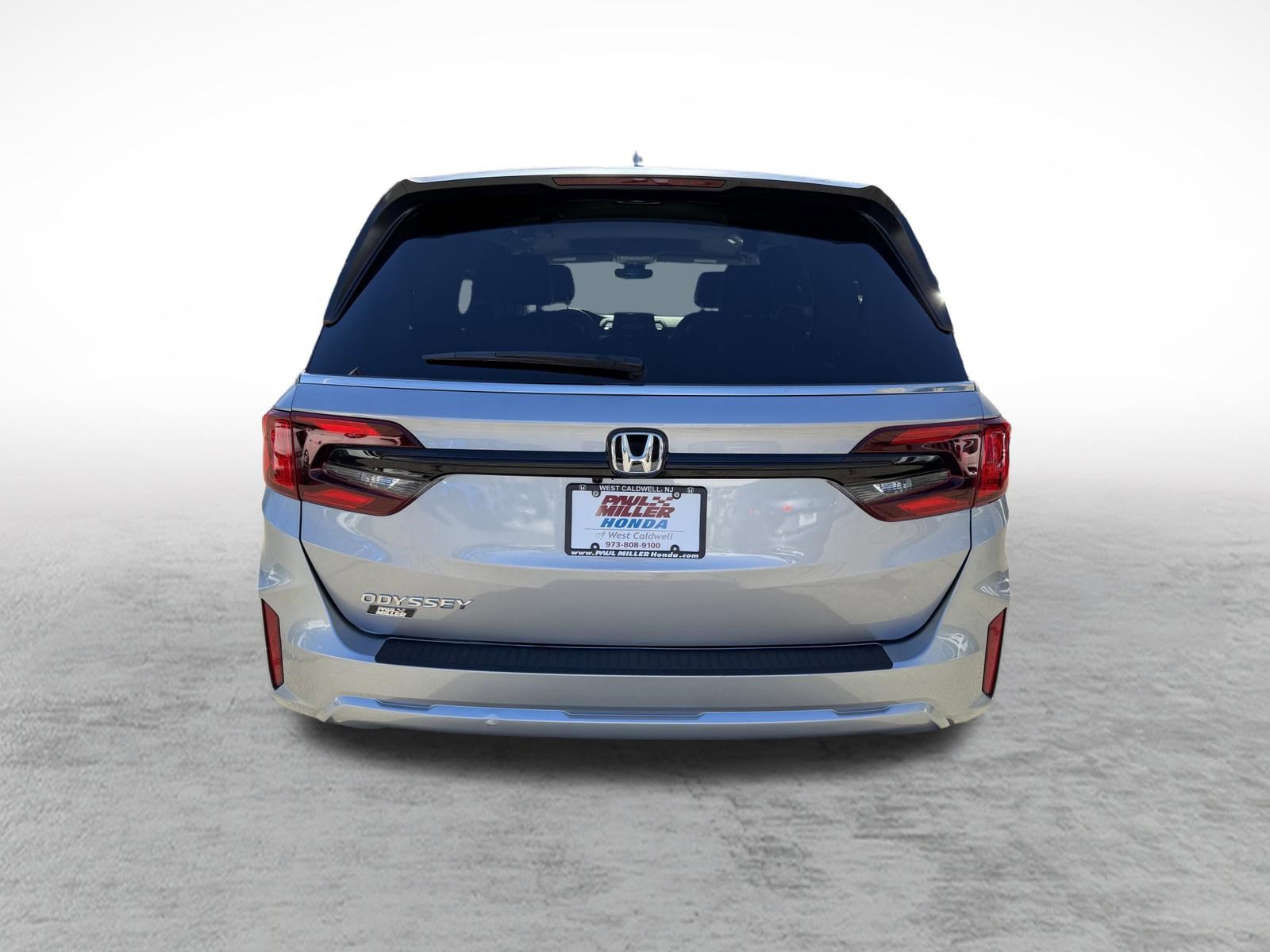 Certified 2025 Honda Odyssey EX-L image 5