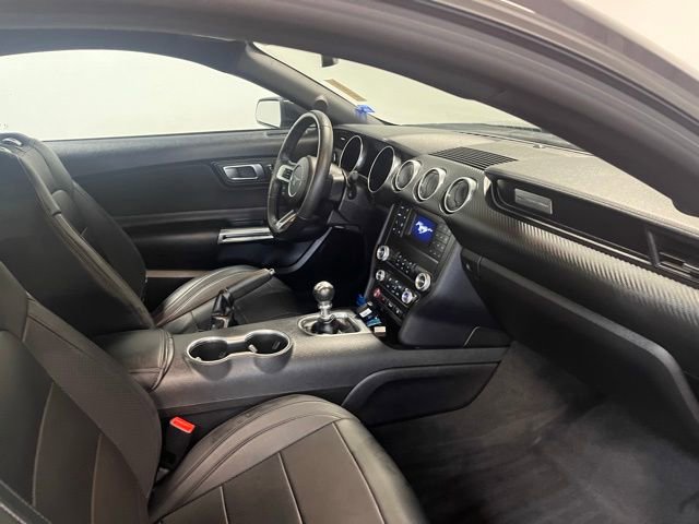 Used 2022 Ford Mustang Coupe image 11