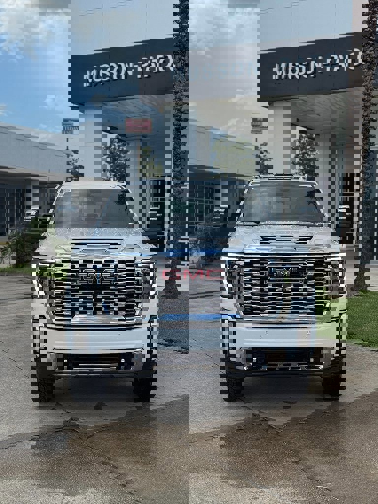 New 2025 GMC Sierra 2500 Denali w/ Denali Reserve Package image 3