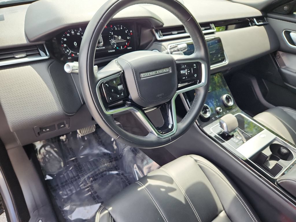 Used 2021 Land Rover Range Rover Velar R-Dynamic S AWD/4WD image 15