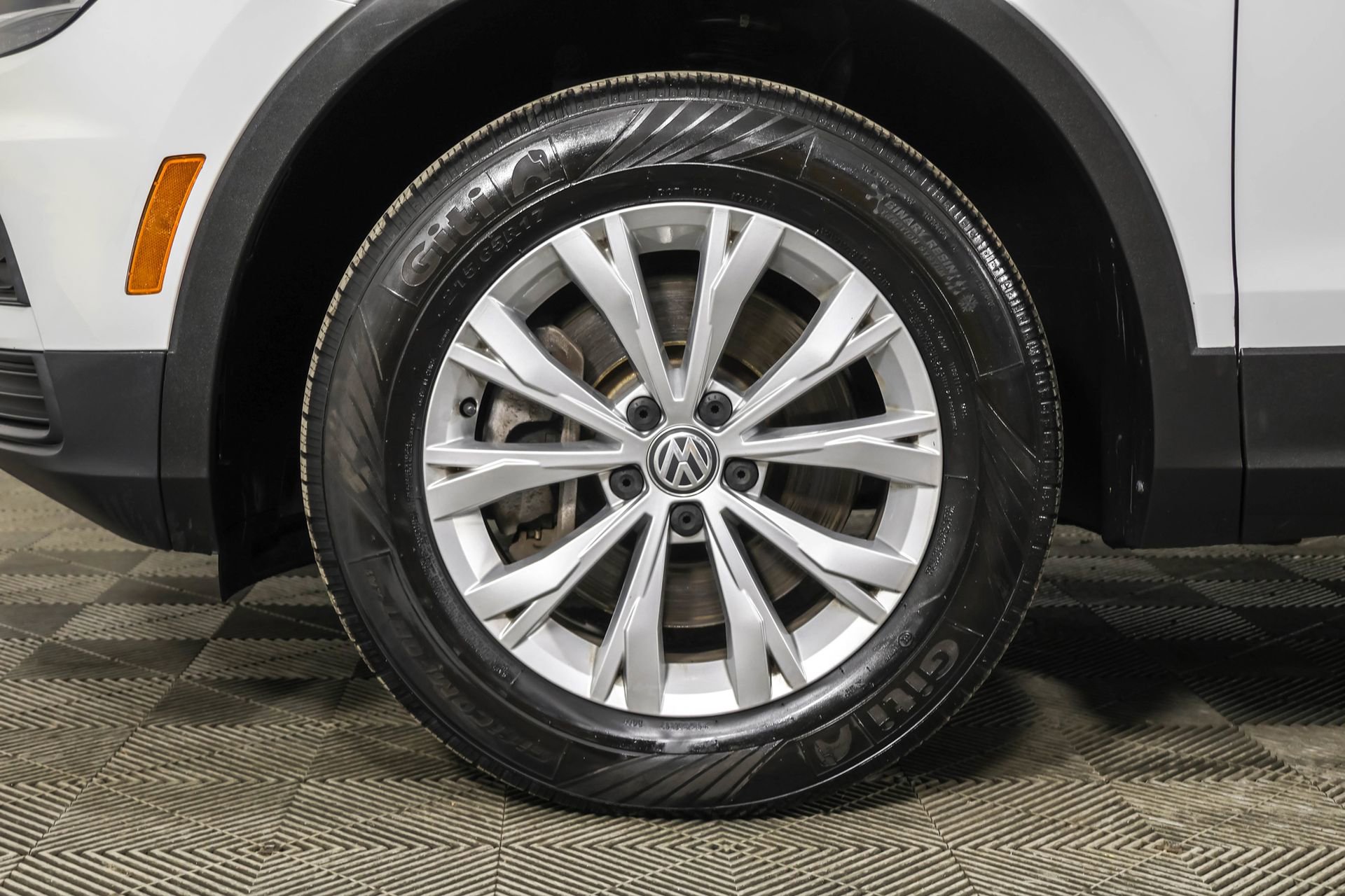 Used 2019 Volkswagen Tiguan S w/ Driver Assistance Package image 20