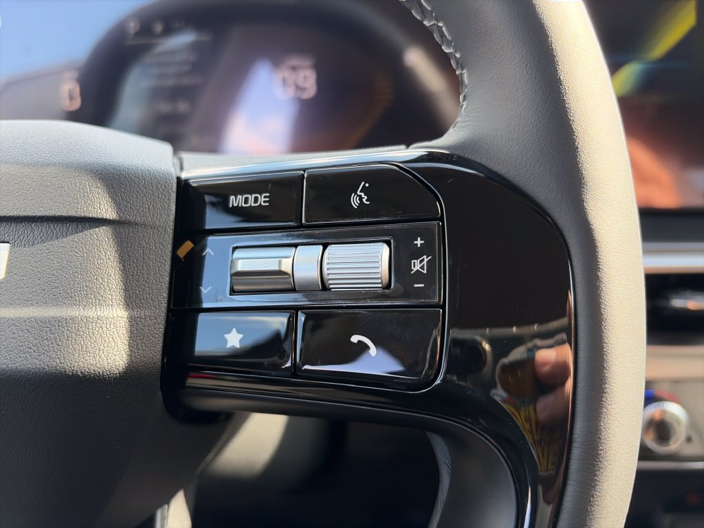 New 2026 Kia Sorento S AWD/4WD image 12