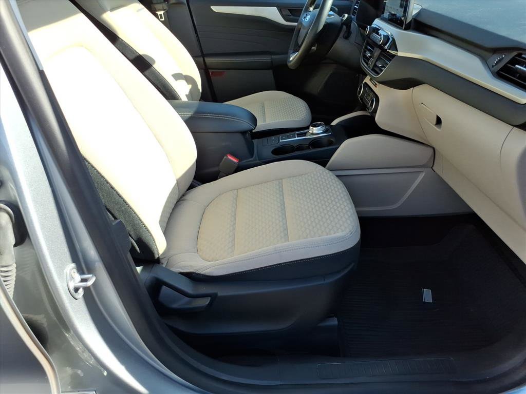 Certified 2022 Ford Escape SE w/ Convenience Package image 9