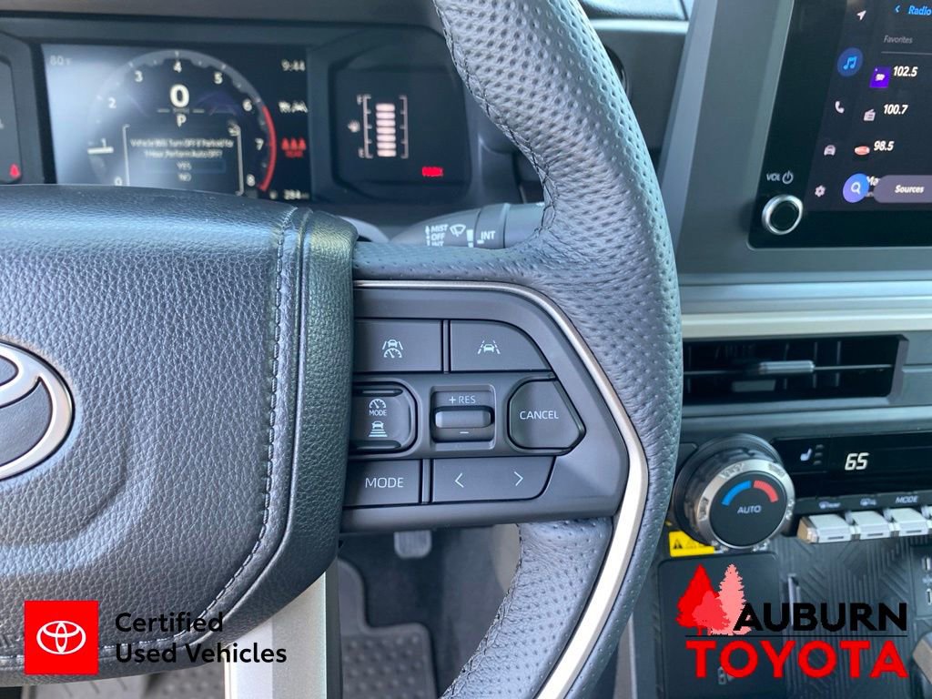 Certified 2025 Toyota Tacoma SR5 AWD/4WD image 34
