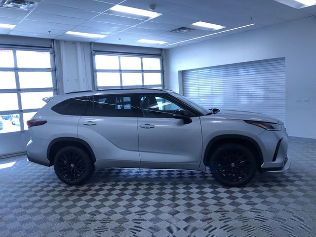 Certified 2025 Toyota Highlander XSE image 34