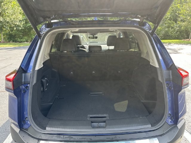 Used 2023 Nissan Rogue Platinum AWD/4WD image 24