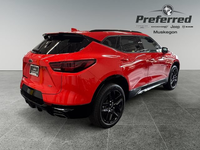 Used 2025 Chevrolet Blazer RS w/ Enhanced Convenience Package AWD/4WD image 17