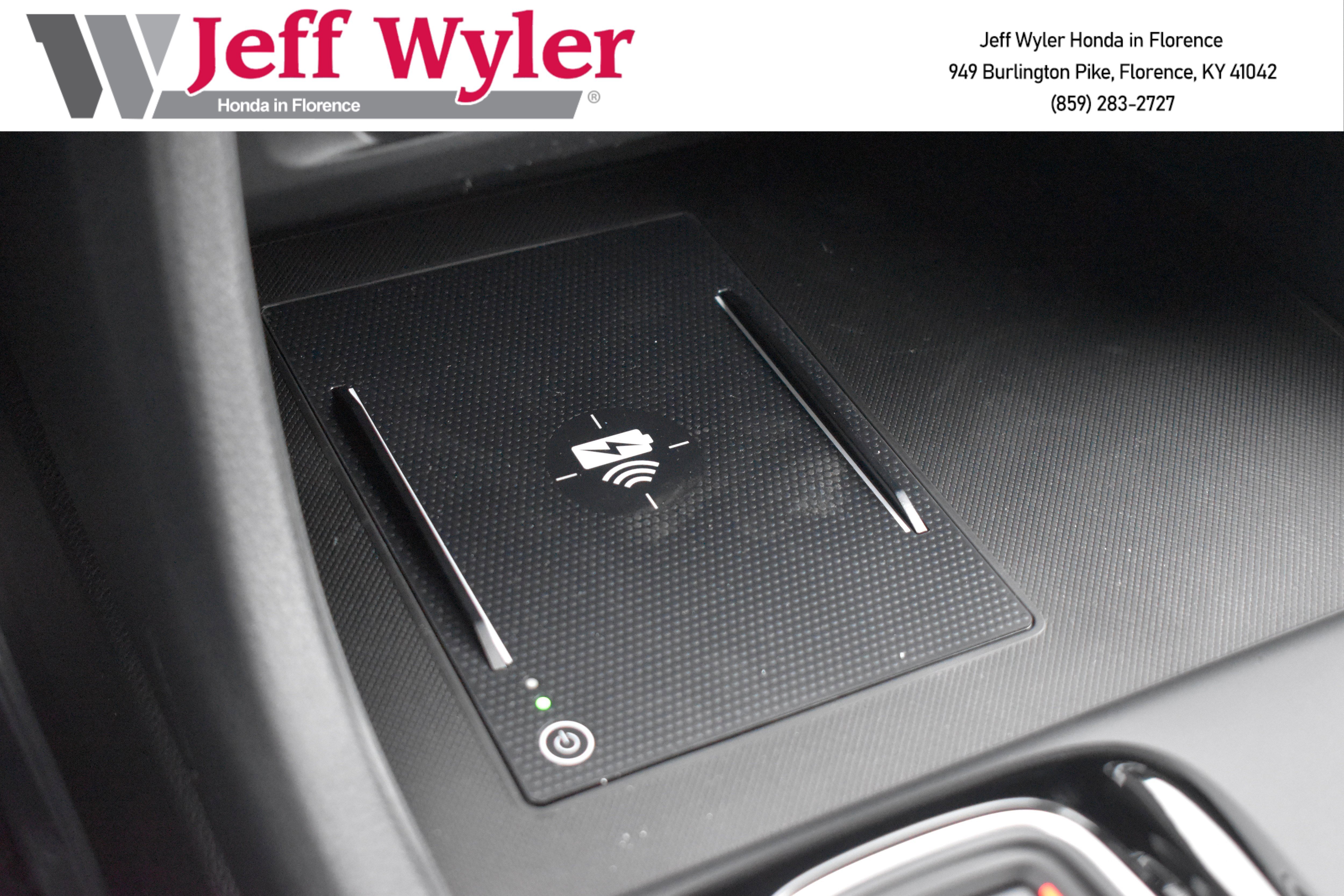 New 2025 Honda Pilot Touring image 24