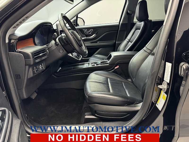 Used 2022 Lincoln Corsair Reserve w/ Elements Package AWD/4WD image 13