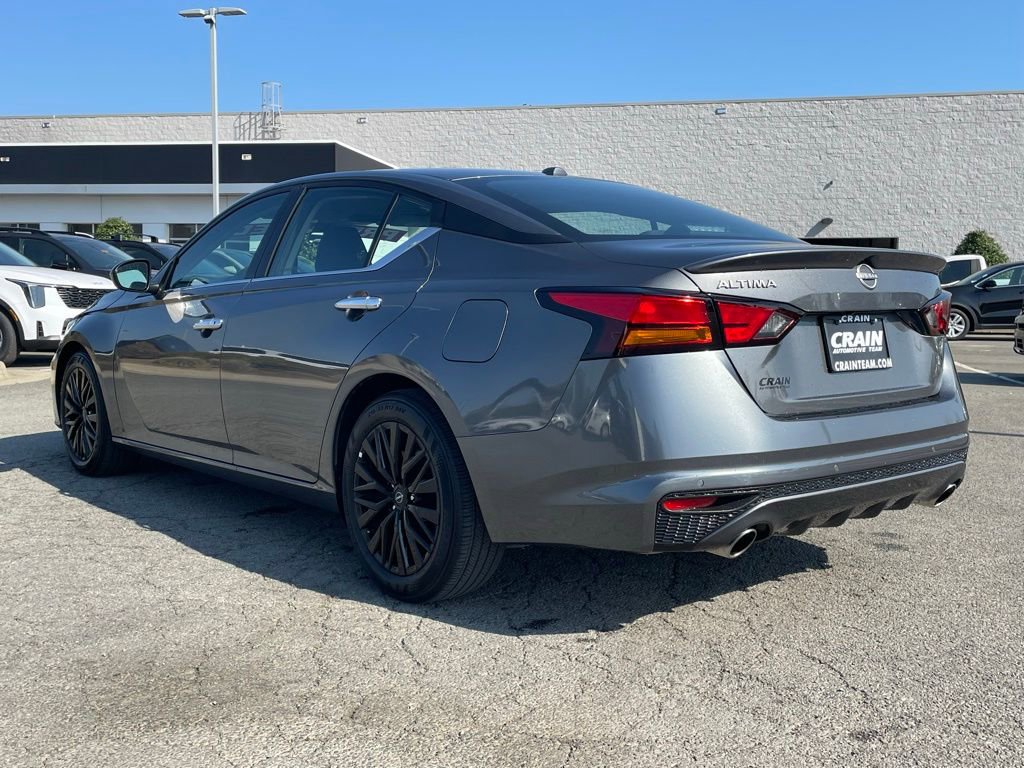 Used 2025 Nissan Altima 2.5 SV w/ SV Special Edition Package image 5