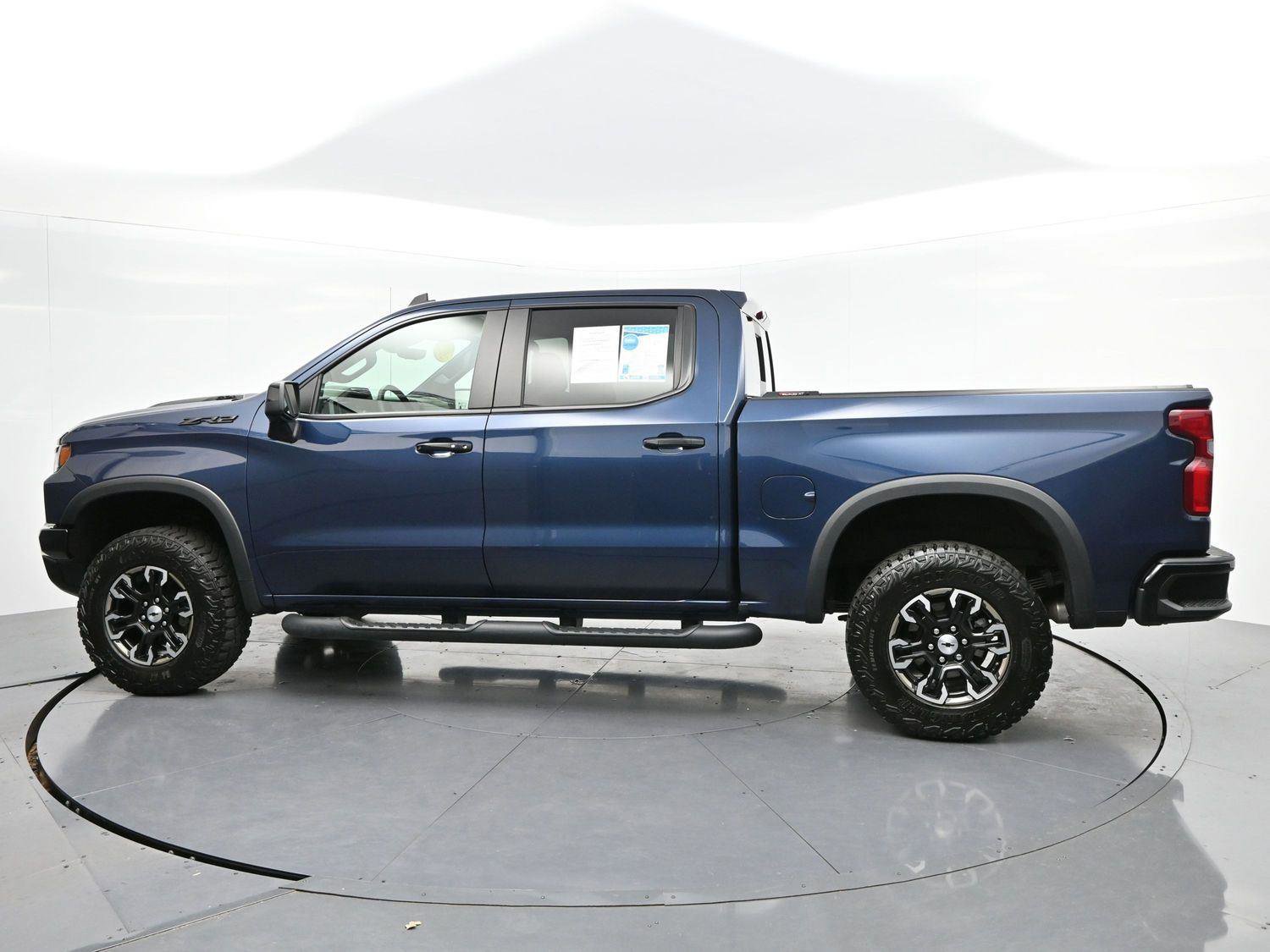 Used 2023 Chevrolet Silverado 1500 ZR2 w/ Technology Package image 4