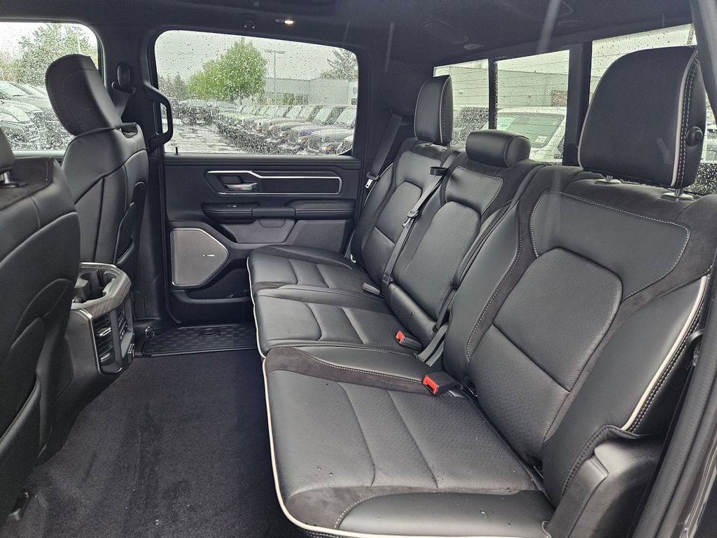 New 2026 RAM 1500 Laramie AWD/4WD image 14