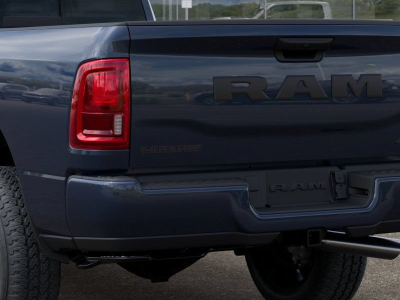New 2026 RAM 2500 Laramie AWD/4WD image 14