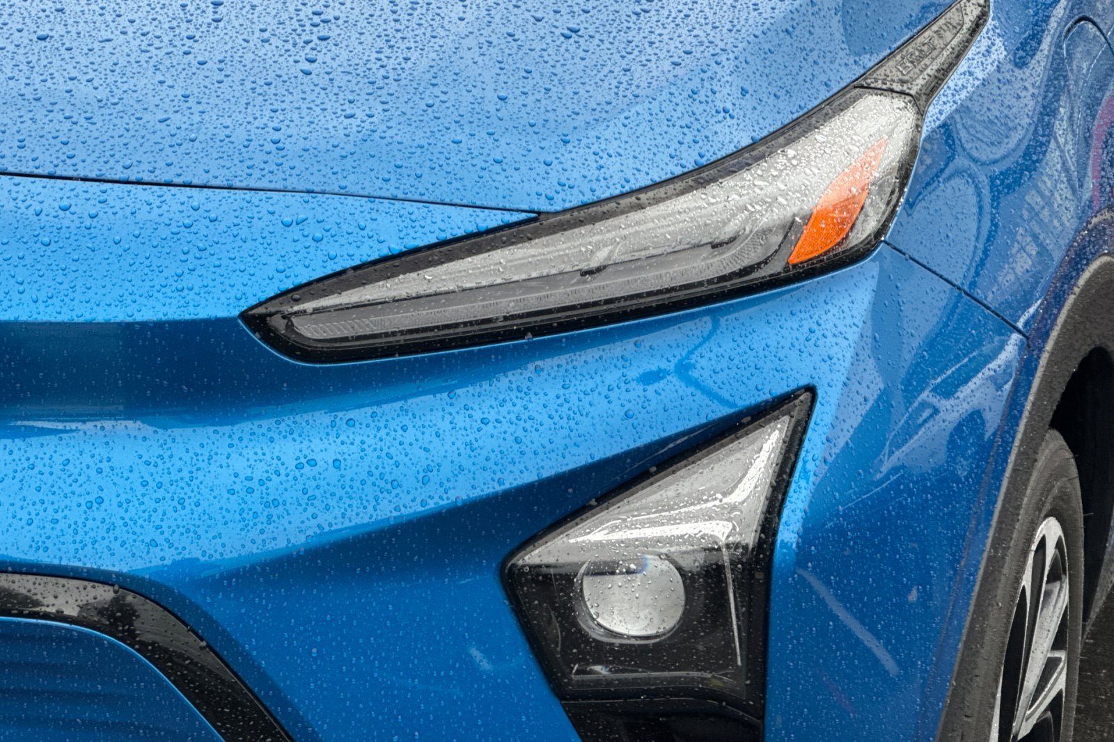 Used 2022 Chevrolet Bolt EUV Premier w/ Sun & Sound Package image 47