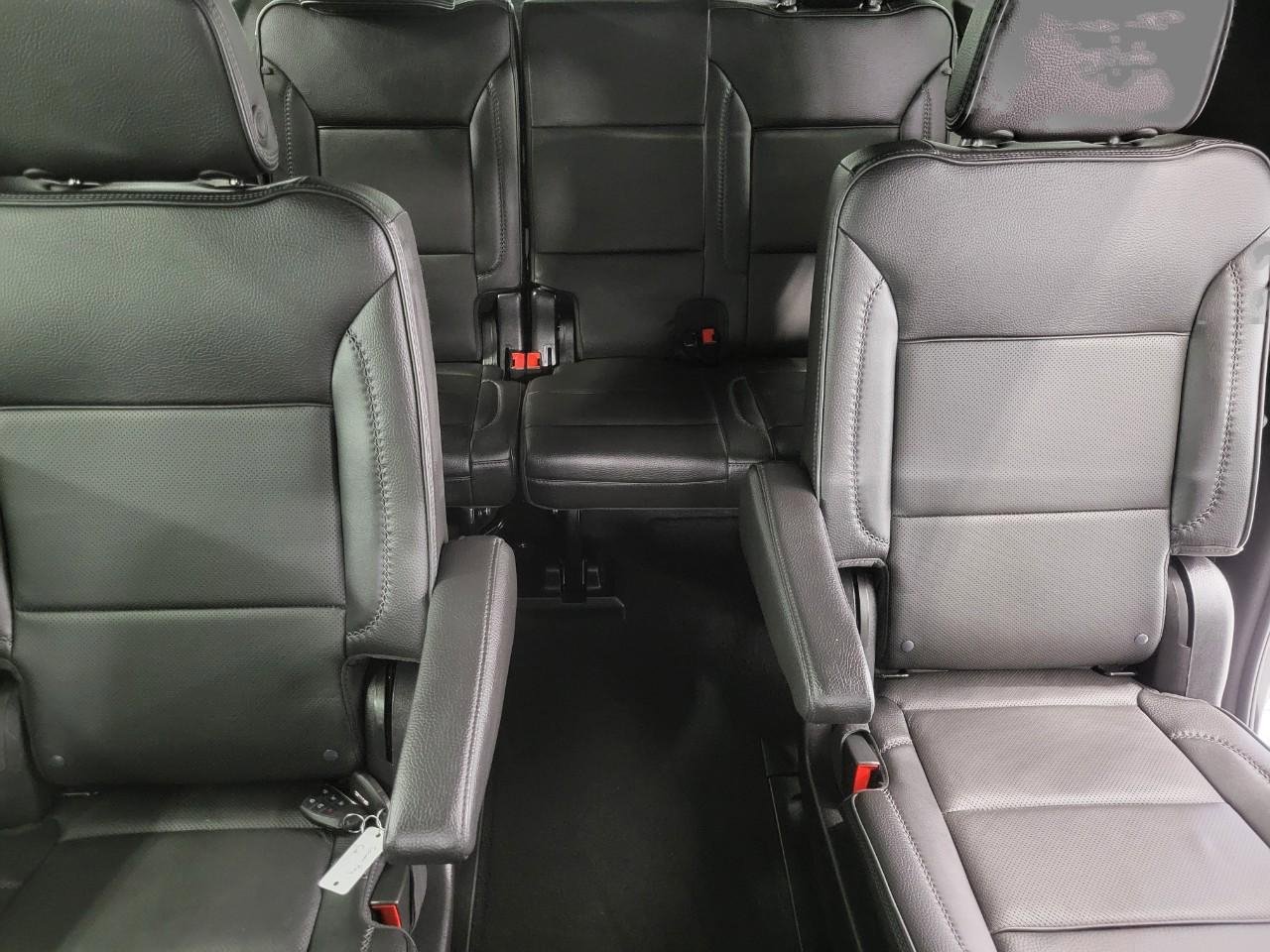 Used 2022 GMC Yukon XL Denali image 23