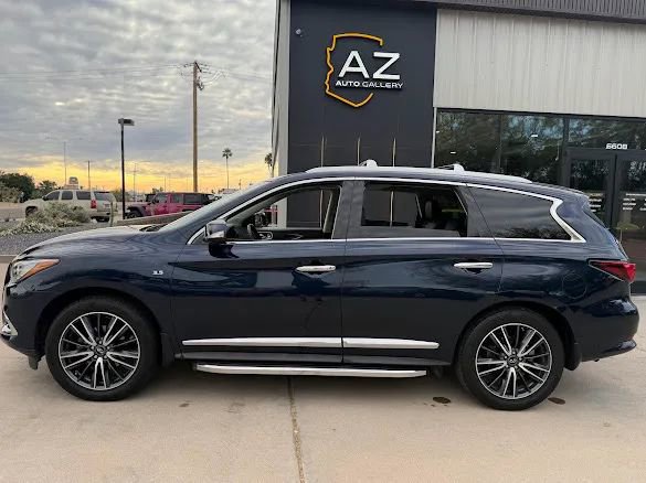 Used 2018 INFINITI QX60 FWD w/ Deluxe Technology Package image 4