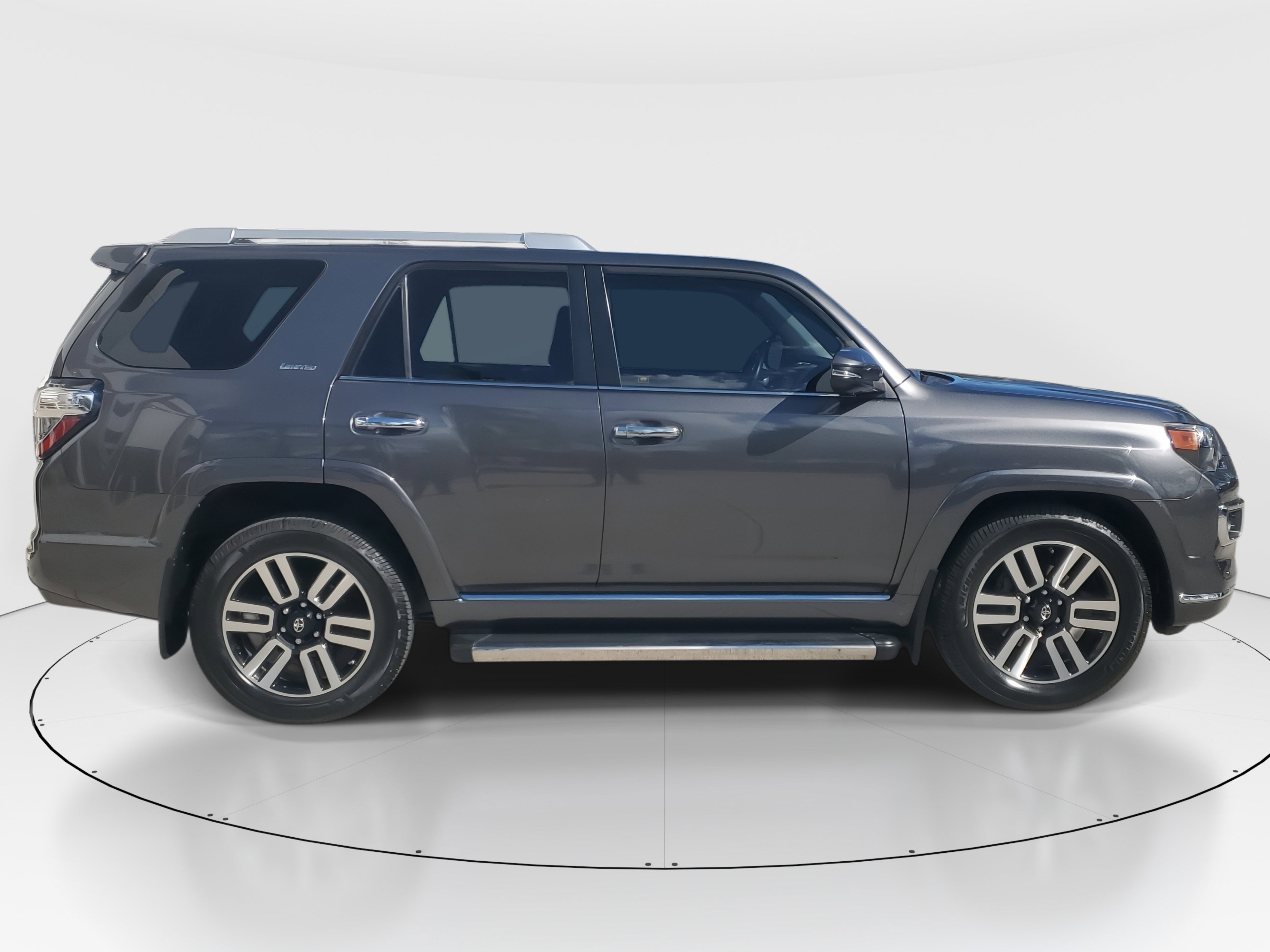 Used 2020 Toyota 4Runner Limited image 2