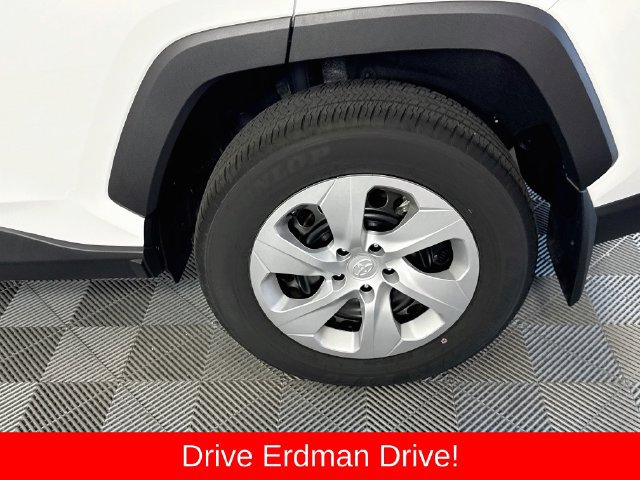 Certified 2025 Toyota RAV4 LE FWD image 4