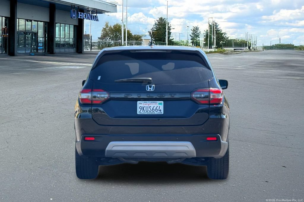 Certified 2024 Honda Pilot EX-L image 8