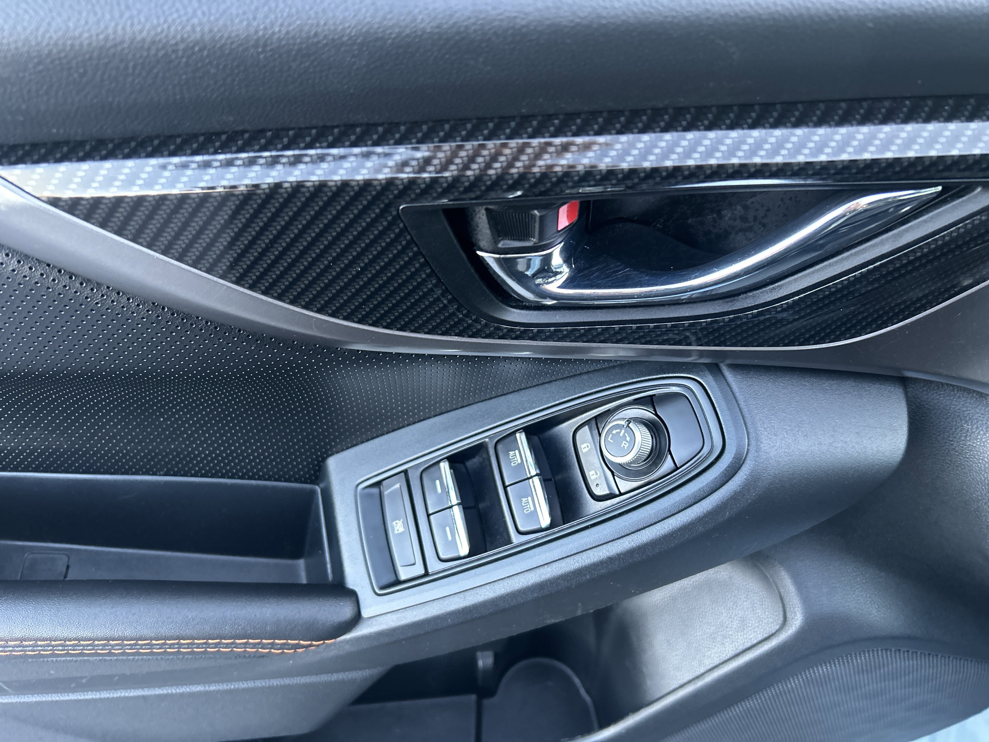 Used 2020 Subaru Crosstrek 2.0i Limited w/ Moonroof Package w/Navigation image 14