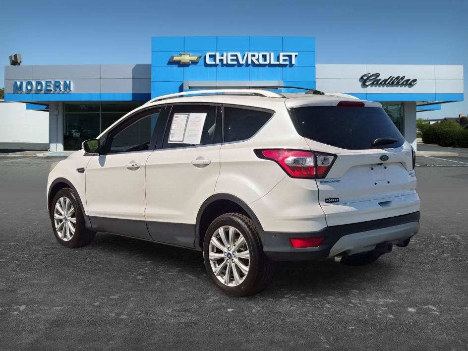 Used 2017 Ford Escape Titanium w/ Equipment Group 301A AWD/4WD image 3
