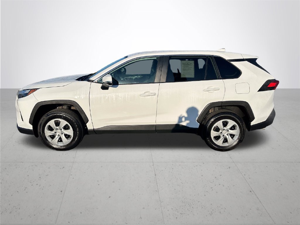 Certified 2025 Toyota RAV4 LE AWD/4WD image 11