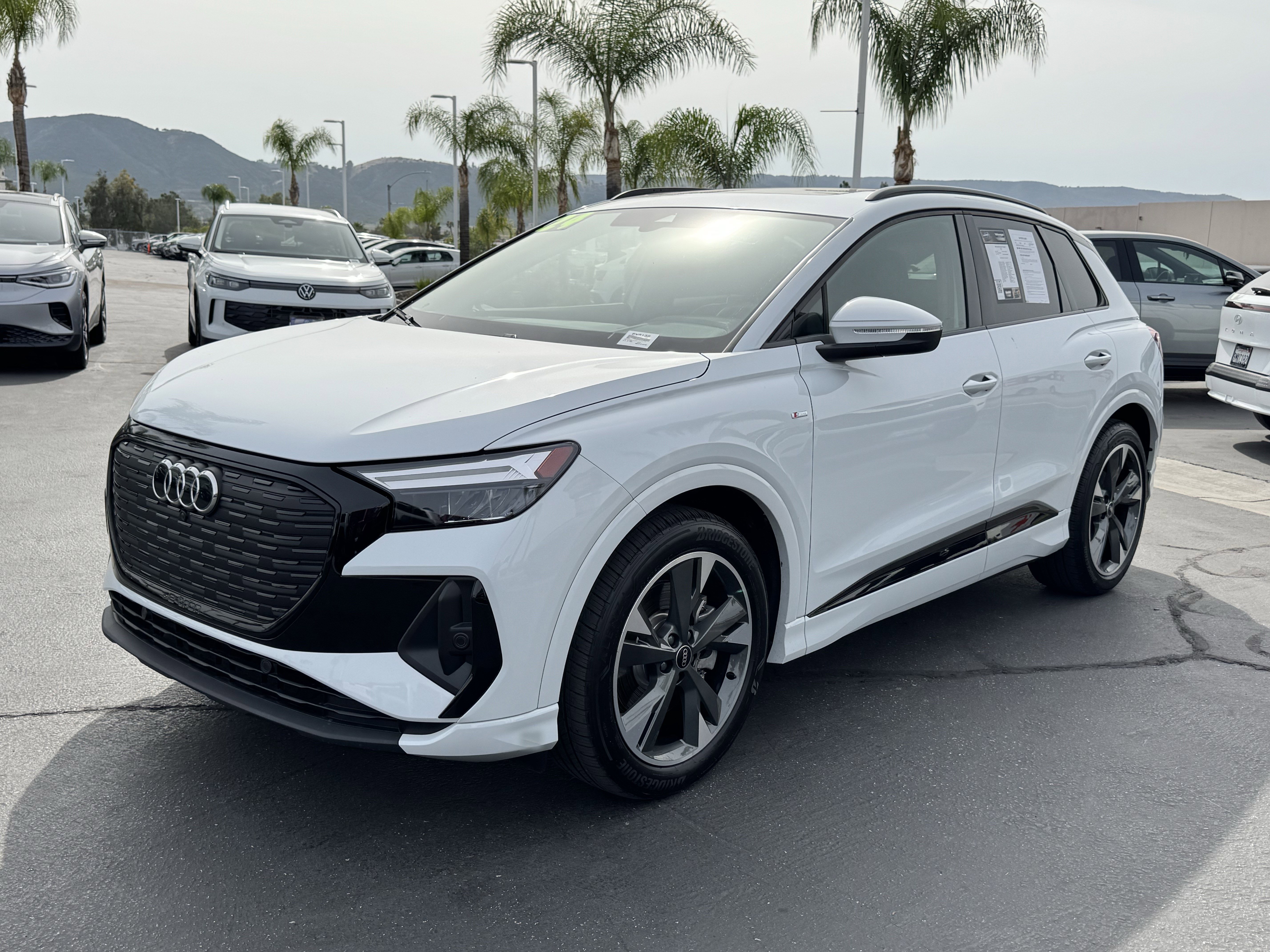 Used 2024 Audi Q4 e-tron Premium w/ Convenience Package image 5