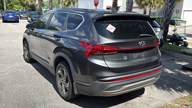 Used 2021 Hyundai Santa Fe SE FWD image 4