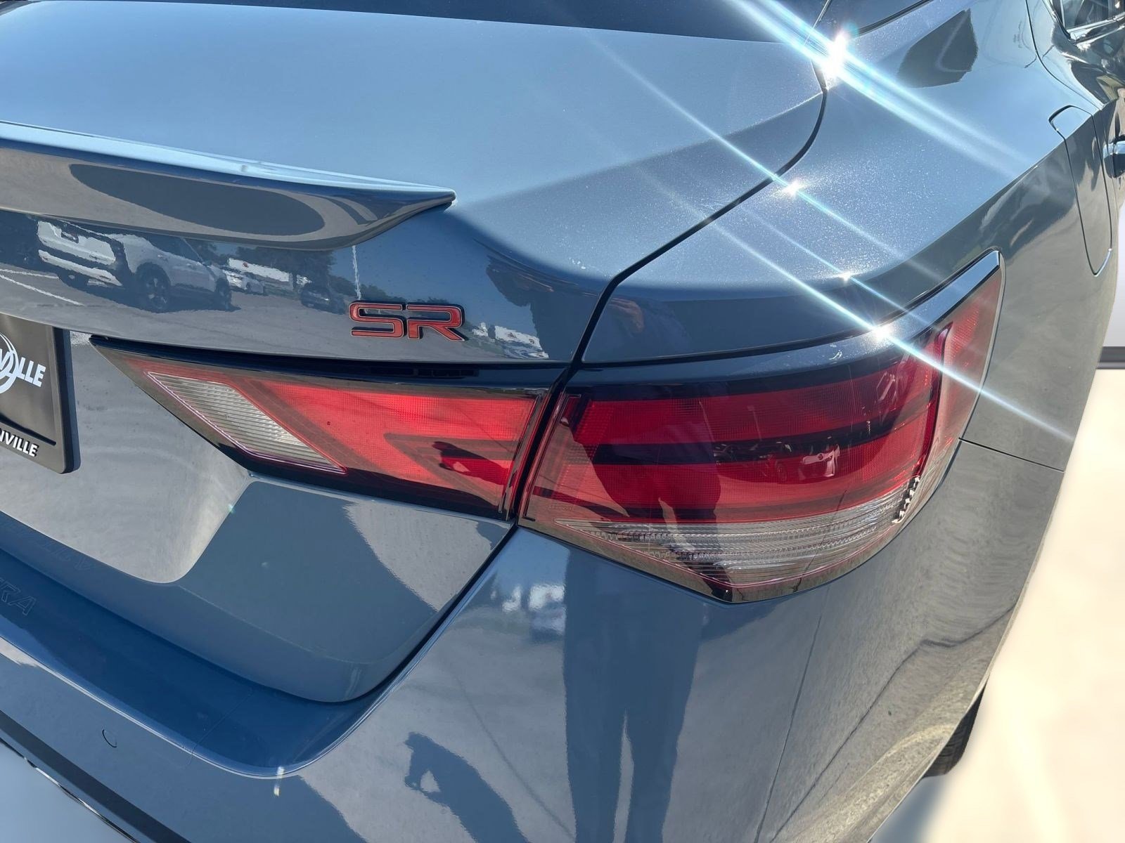 New 2025 Nissan Sentra SR w/ SR Premium Package FWD image 12