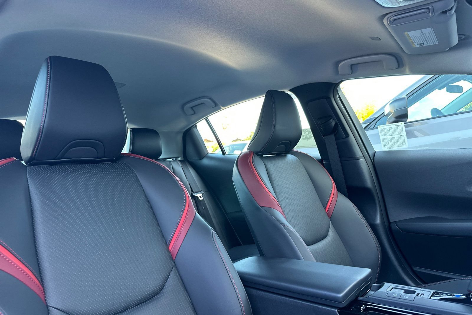 New 2026 Toyota Prius Plug-In Hybrid FWD image 19