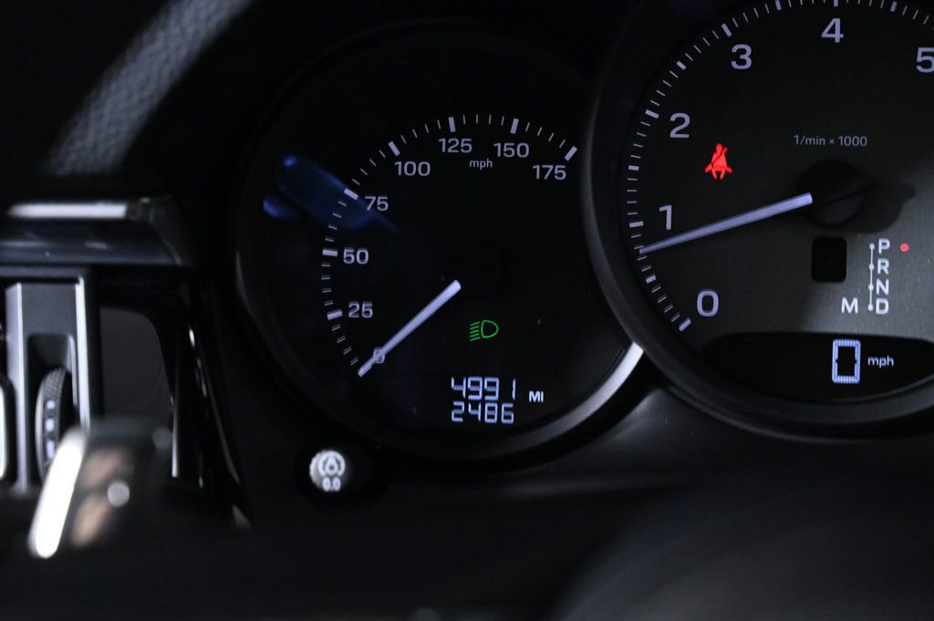 Used 2025 Porsche Macan S image 14