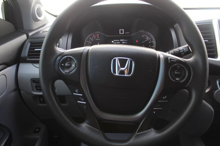 Used 2016 Honda Pilot LX image 18